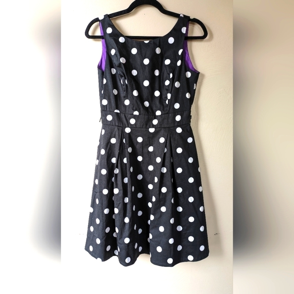 WHITE HOUSE BLACK MARKET Polka Dot Pleated Swing Dress, Size 4